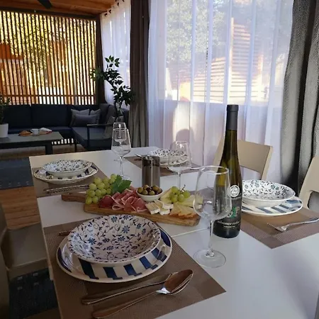Kemping Mobile Dream, Soline Biograd na Moru